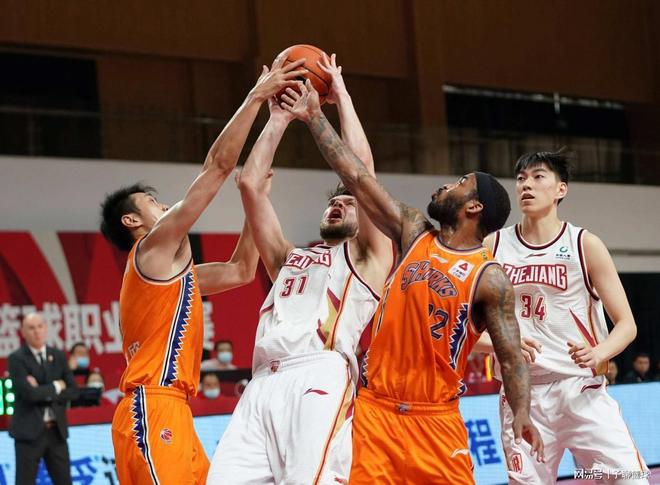 48名优秀 48名优秀