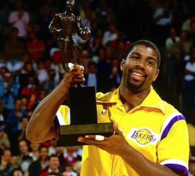 保利尼奥等 保利尼奥等