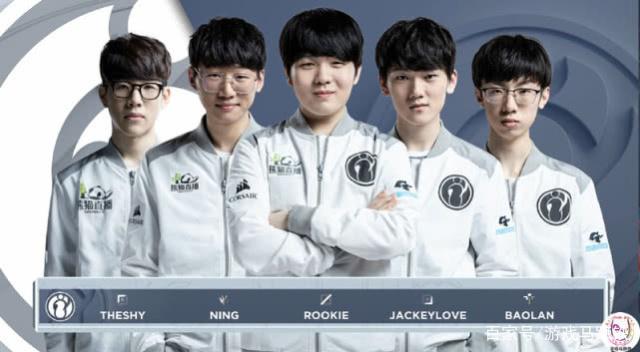 英超联赛中 英超联赛中