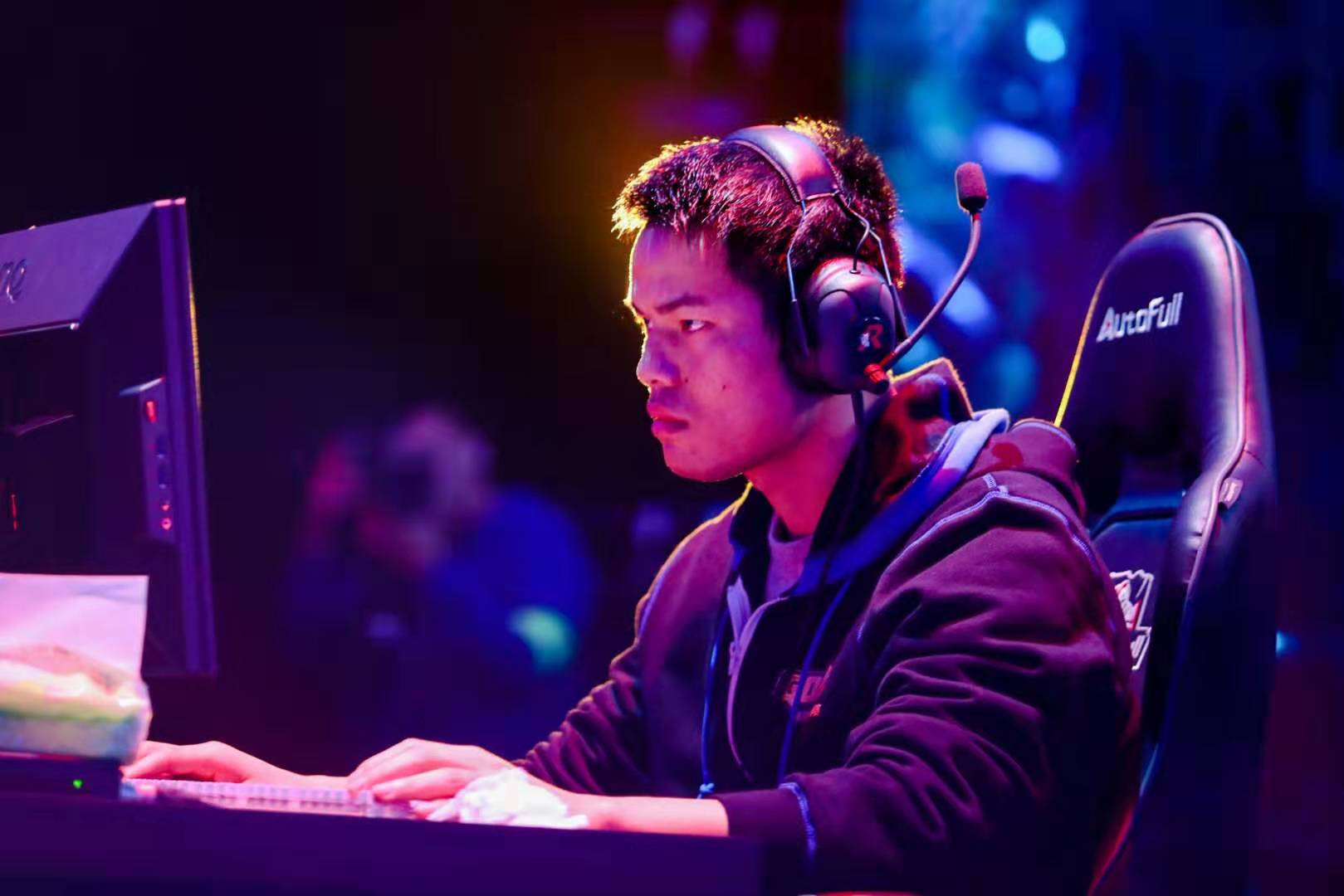 但现场球迷 但现场球迷