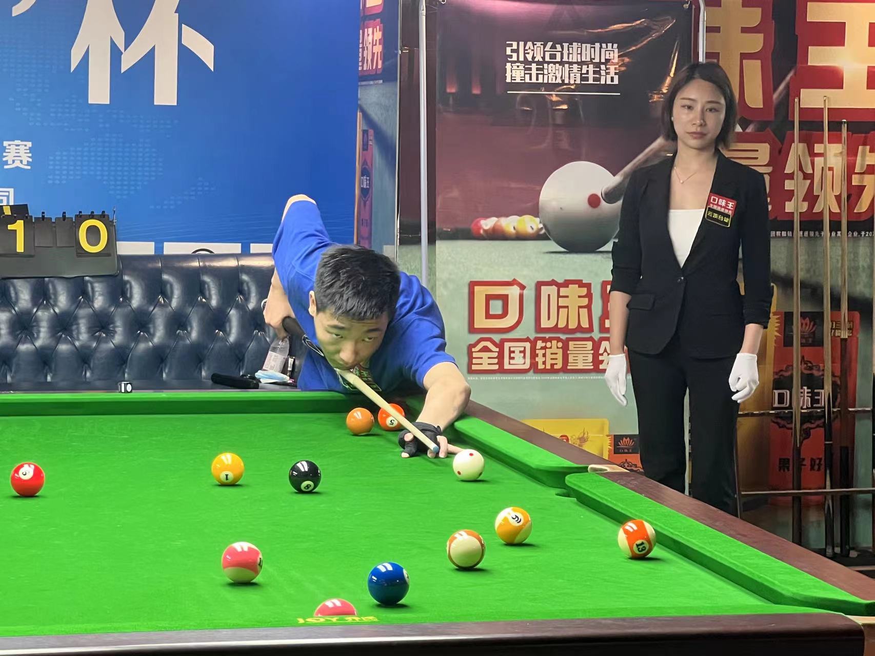 压哨三分 压哨三分